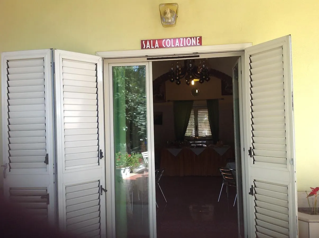 Hotel La Villa Misterbianco 3*,