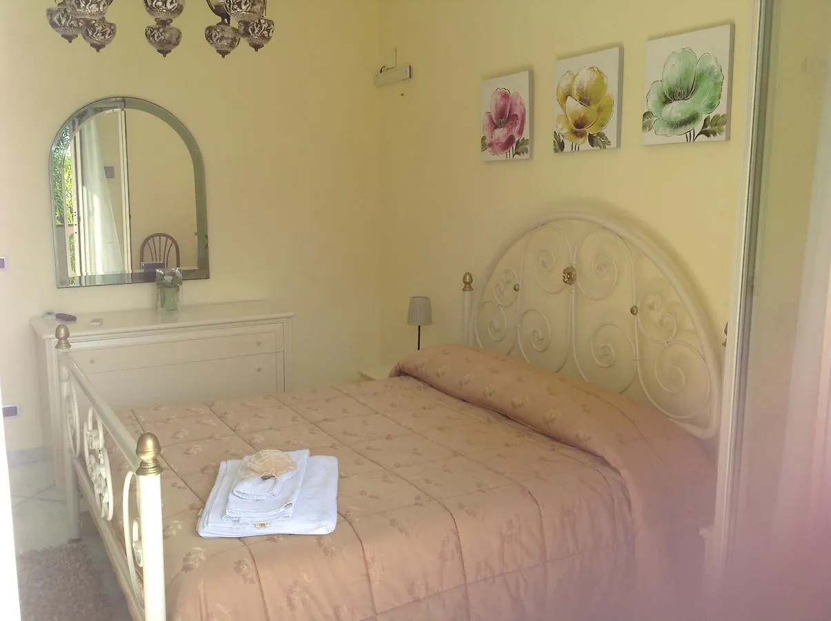 Hotel La Villa Misterbianco 3*,  Włochy
